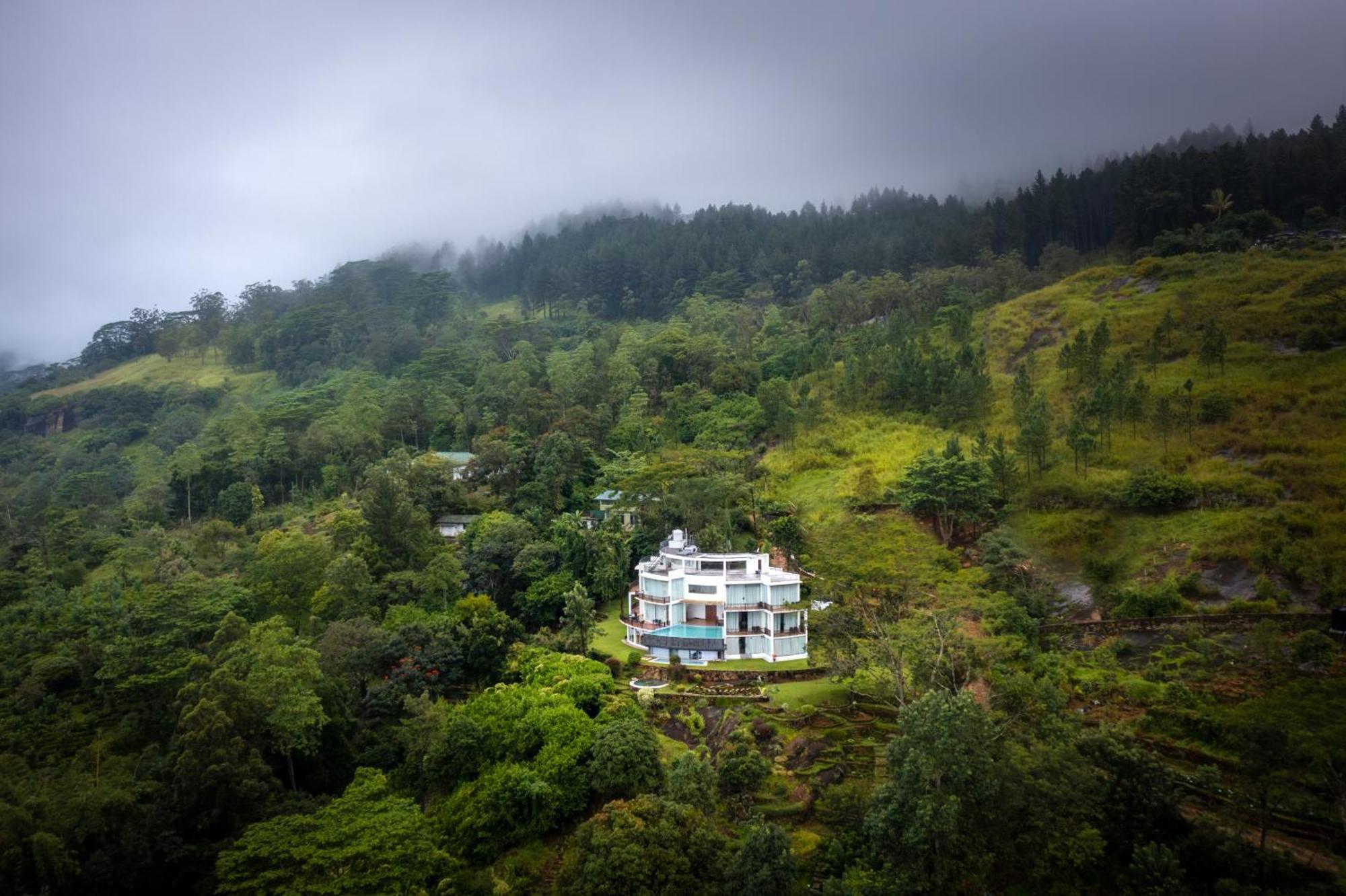 Villa Vajrapani Канди Экстерьер фото