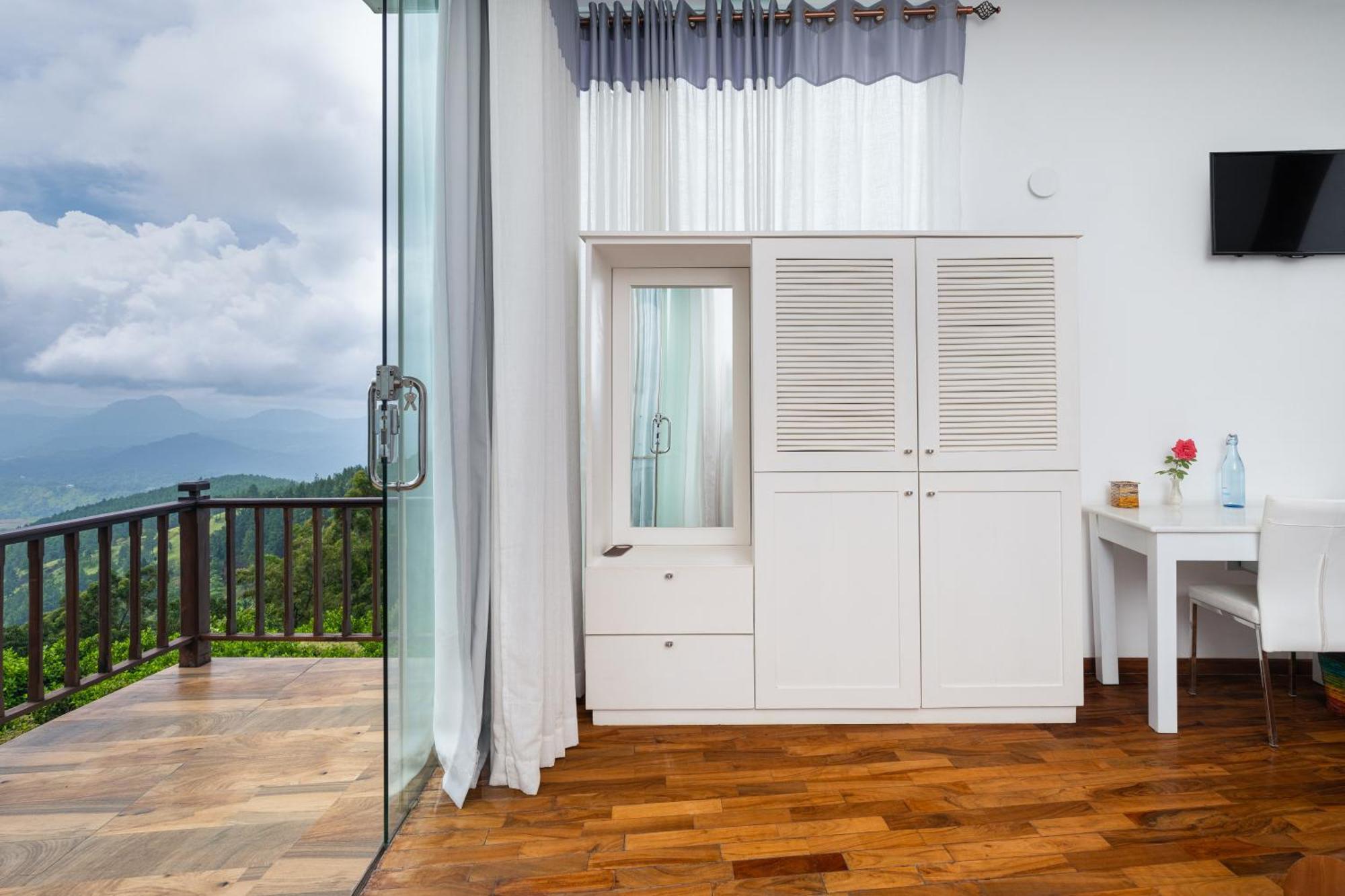 Villa Vajrapani Канди Экстерьер фото